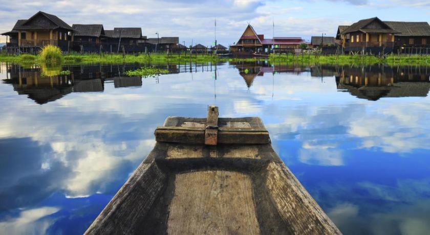 Immana Grand Inle Hotel Nyaung Shwe Exterior foto